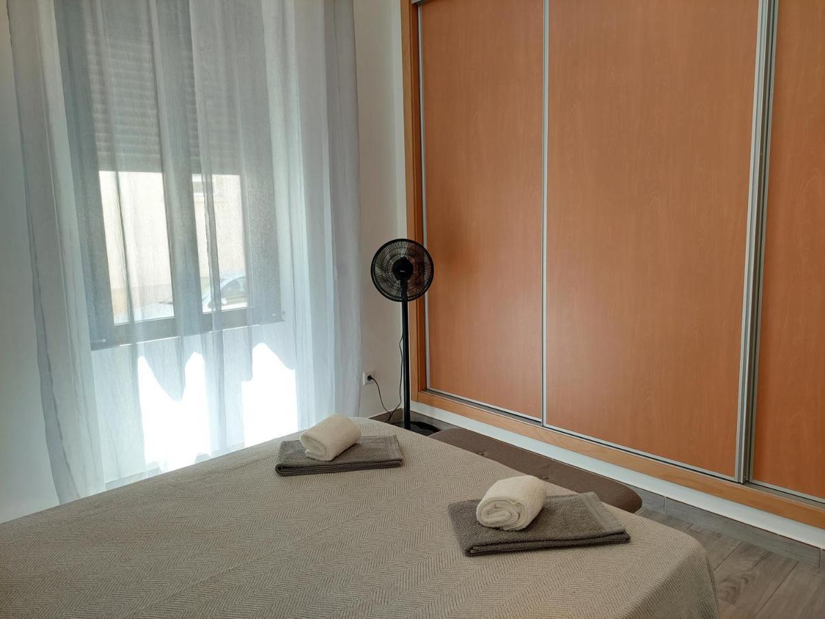 Casa Amarela: Conforto E Localizacao Perfeita! Distretto di Distretto di Faro Esterno foto