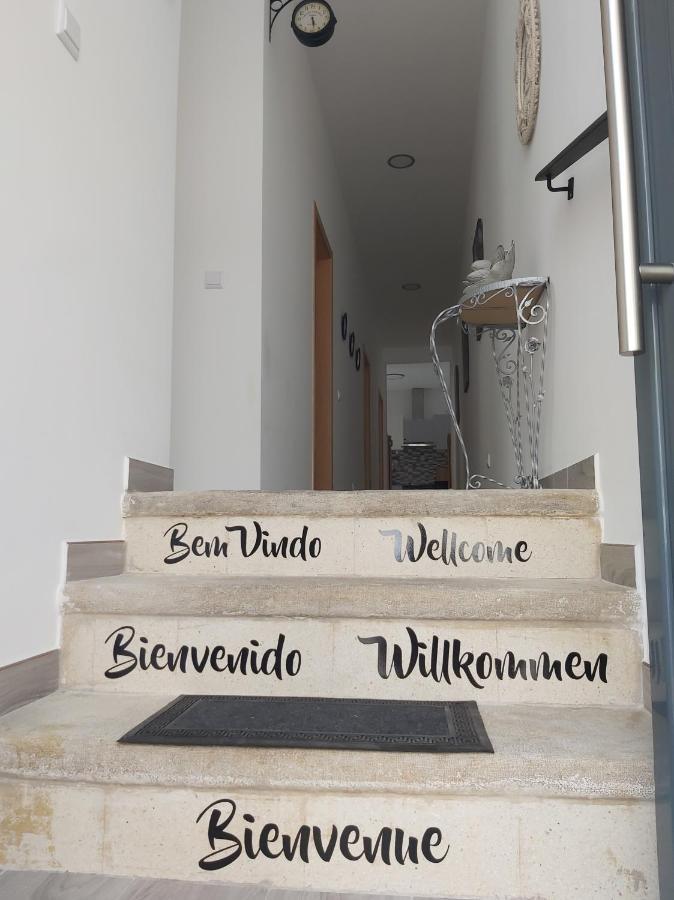 Casa Amarela: Conforto E Localizacao Perfeita! Distretto di Distretto di Faro Esterno foto