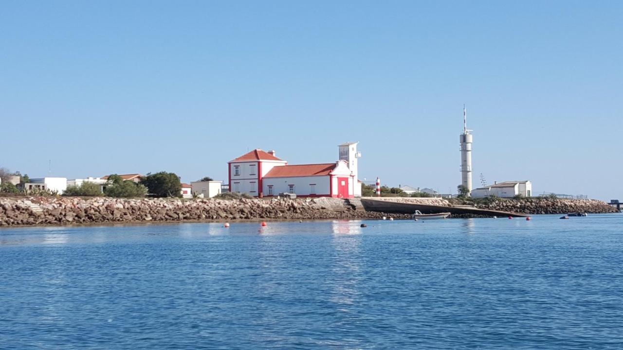 Casa Amarela: Conforto E Localizacao Perfeita! Distretto di Distretto di Faro Esterno foto