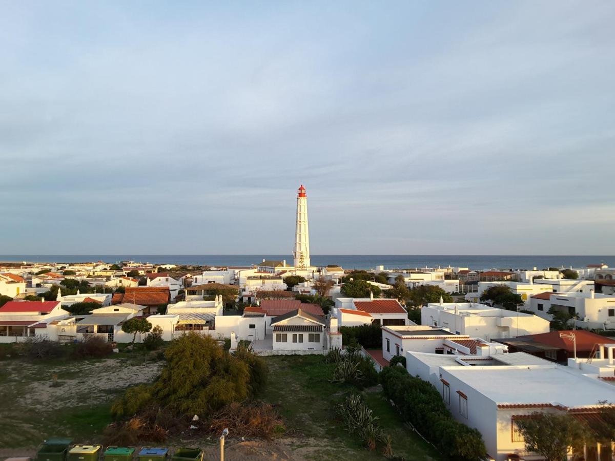 Casa Amarela: Conforto E Localizacao Perfeita! Distretto di Distretto di Faro Esterno foto