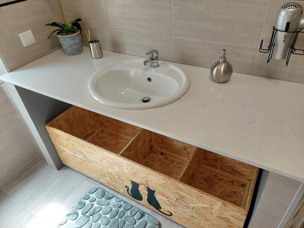 Casa Amarela: Conforto E Localizacao Perfeita! Distretto di Distretto di Faro Esterno foto