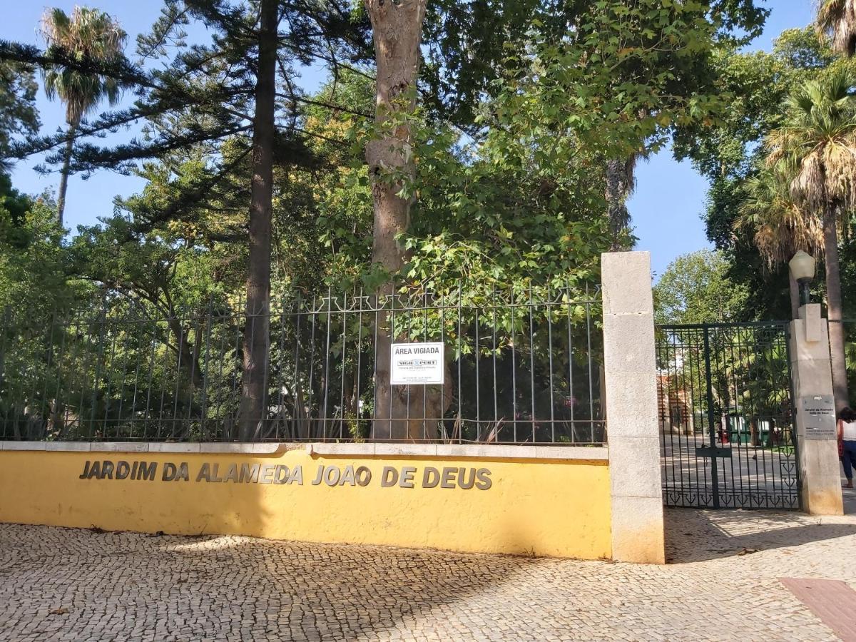 Casa Amarela: Conforto E Localizacao Perfeita! Distretto di Distretto di Faro Esterno foto
